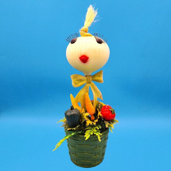 Vintage 1968 Kitsch Onion Head Lady Flower Pot Anthropomorphic Veggie Hong Kong - Picture 2 of 11